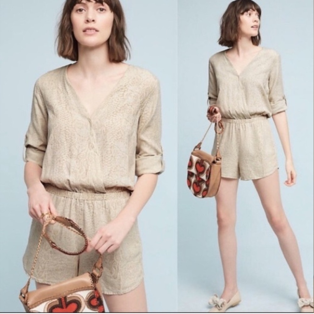 Cloth &‎ Stone Cream Snake Print Long Sleeve V Neck Romper Tercel Linen Size S